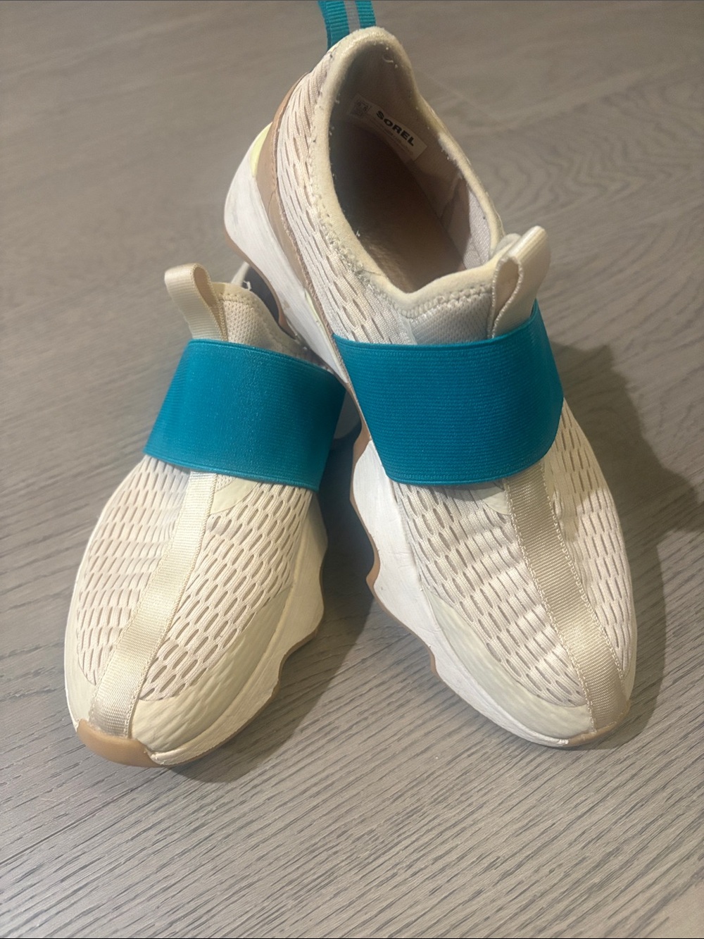 SOREL Kinetic Impact II Strap Women's Sneakers - Tan/Teal Blue - Size 8.5